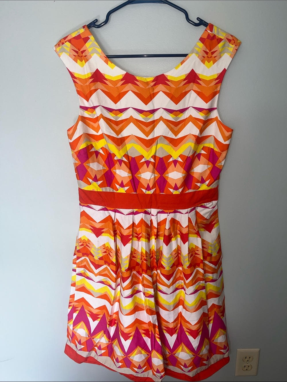 Sandra Darren Sleeveless Chevron & Geometric Print Dress in Orange, Pink, Yellow